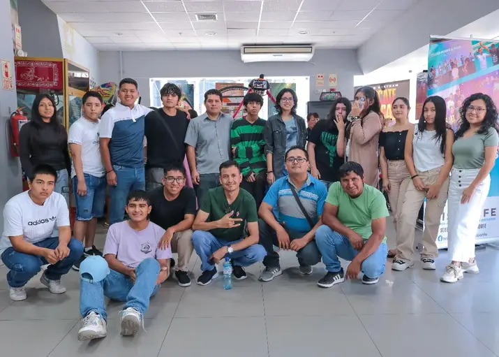 Jóvenes
